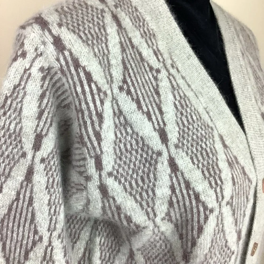 VINTAGE LAMBSWOOL UNIQUE GEOMETRIC DESIGN CARDIGAN - Picture 7 of 10